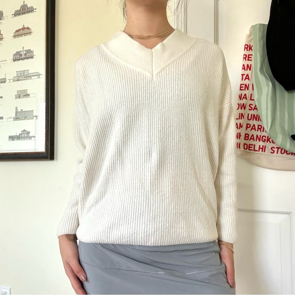Zara White V Neck Sweater